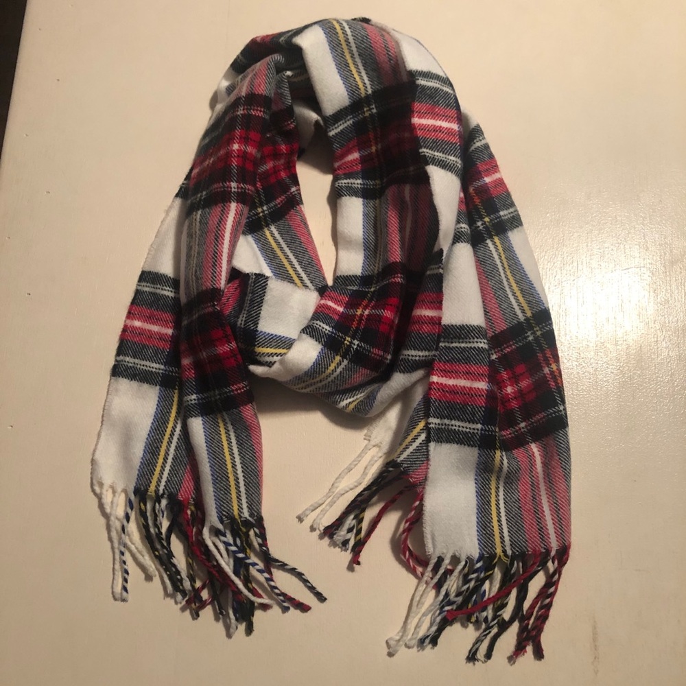 Plaid scarf